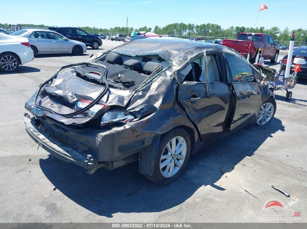 3KPFL4A78HE148257 2017 KIA FORTE photo no. 4