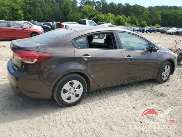 3KPFL4A79HE144086 2017 KIA FORTE photo no. 3