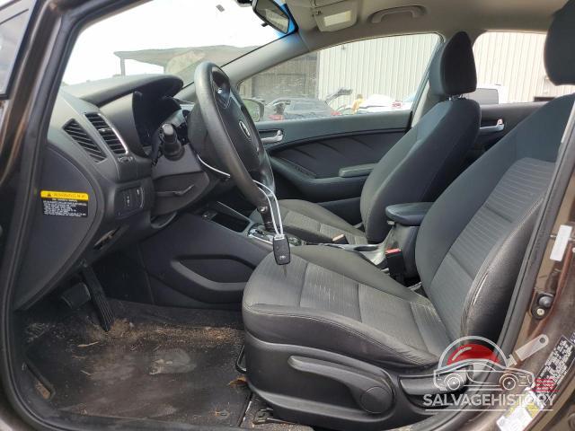 3KPFL4A79HE144086 2017 KIA FORTE photo no. 7