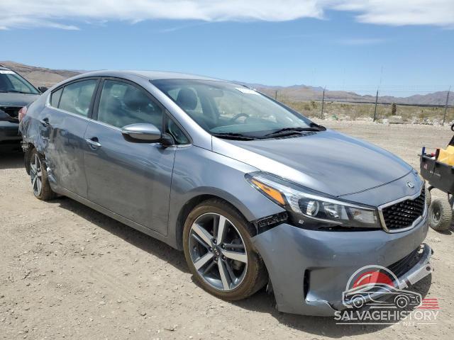 3KPFL4A88HE007035 2017 KIA FORTE photo no. 4
