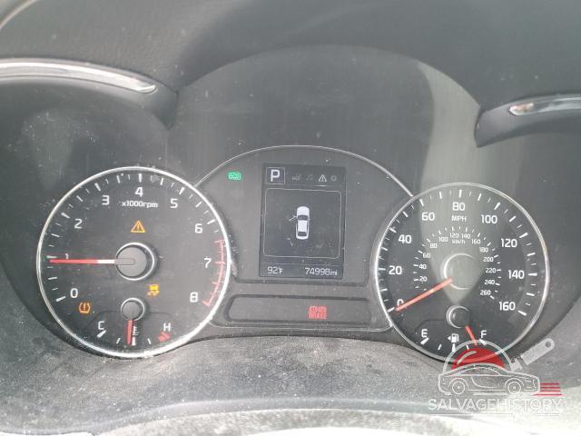3KPFL4A88HE007035 2017 KIA FORTE photo no. 9