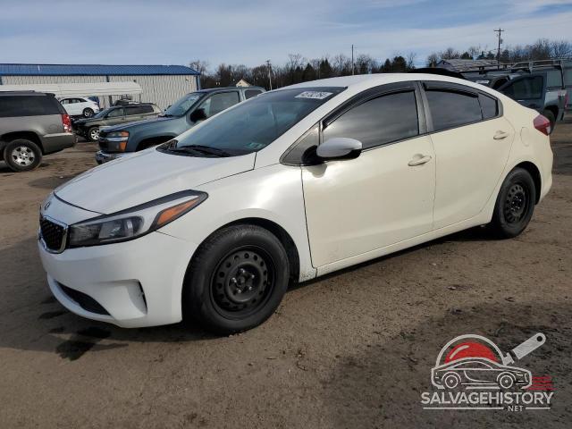 3KPFK4A70JE280955 2018 KIA FORTE photo no. 12