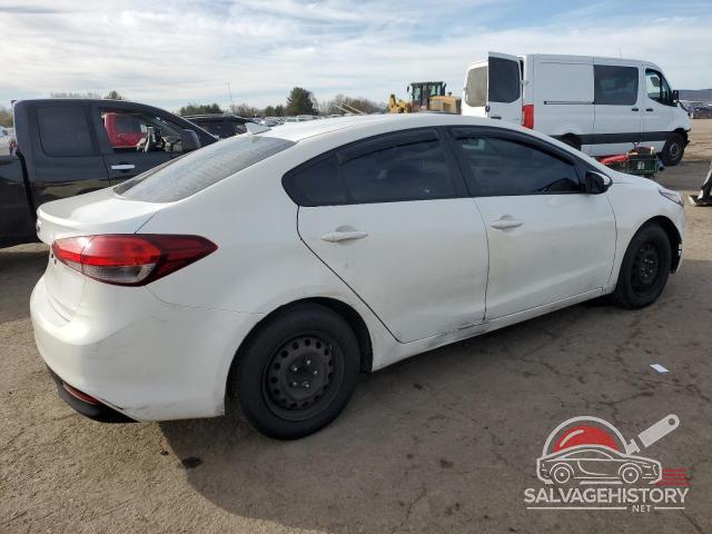 3KPFK4A70JE280955 2018 KIA FORTE photo no. 3