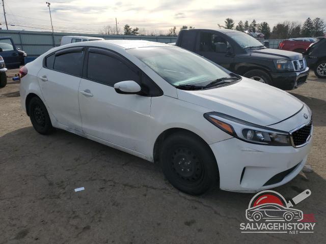 3KPFK4A70JE280955 2018 KIA FORTE photo no. 4
