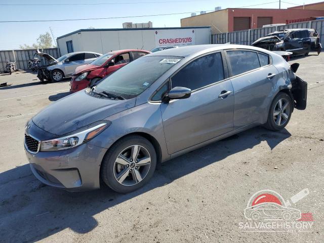 3KPFL4A70JE278216 2018 KIA FORTE photo no. 11