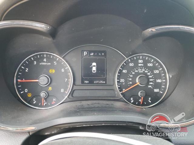 3KPFL4A70JE278216 2018 KIA FORTE photo no. 9