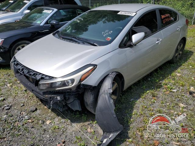 3KPFL4A77JE245178 2018 KIA FORTE photo no. 13