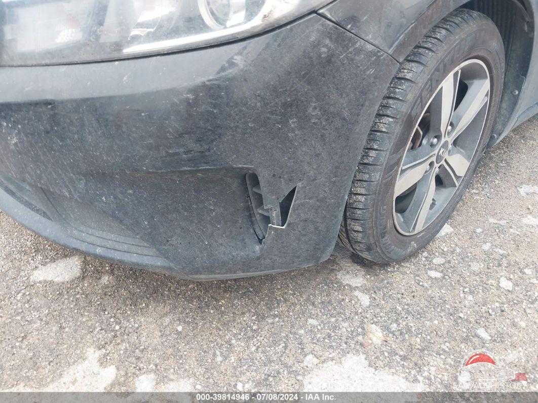 3KPFL4A7XJE230268 2018 KIA FORTE photo no. 6