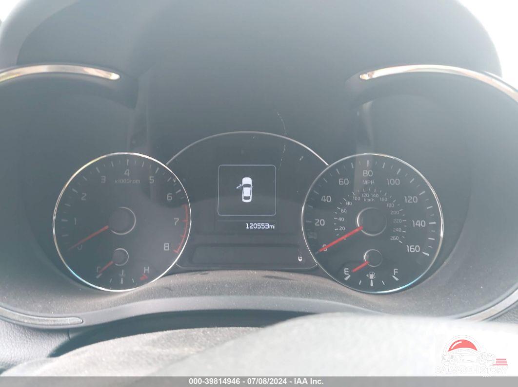 3KPFL4A7XJE230268 2018 KIA FORTE photo no. 7