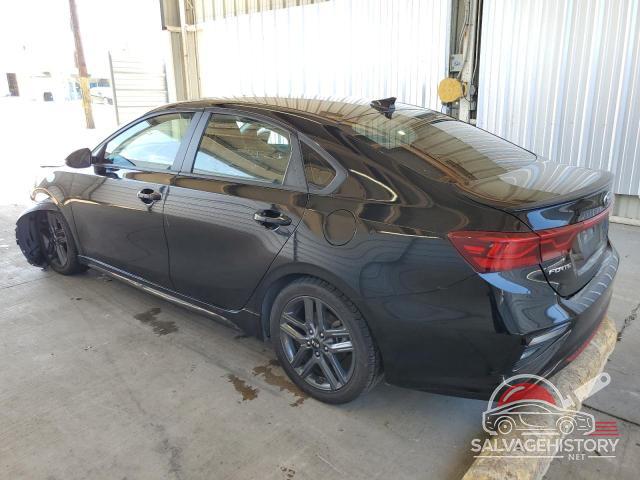 3KPF34AD2ME273108 2021 KIA FORTE photo no. 2