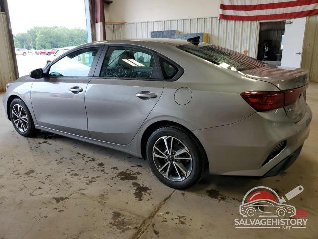 3KPF24AD0NE465549 2022 KIA FORTE photo no. 2