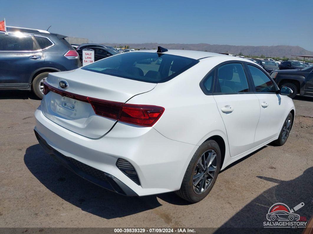 3KPF24AD5NE417934 2022 KIA FORTE photo no. 4