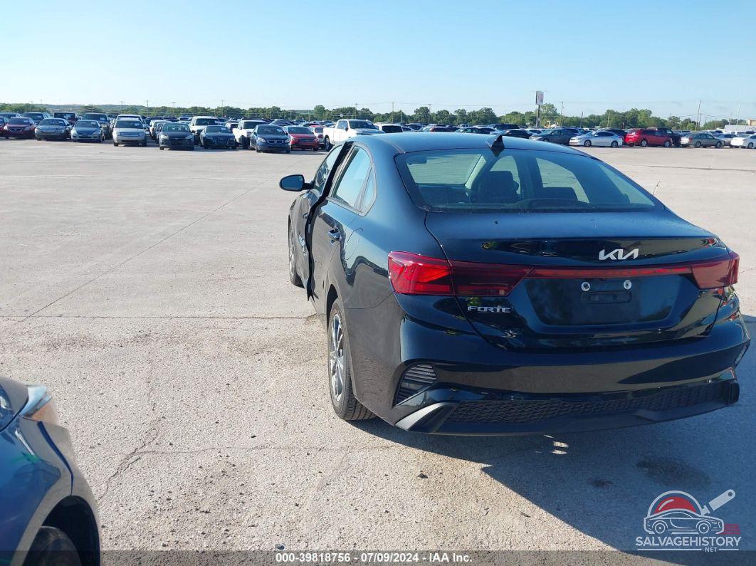 3KPF24AD7NE483160 2022 KIA FORTE photo no. 3