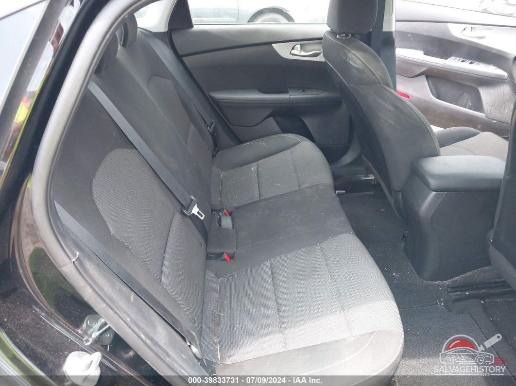 3KPF24AD5PE633088 2023 KIA FORTE photo no. 8