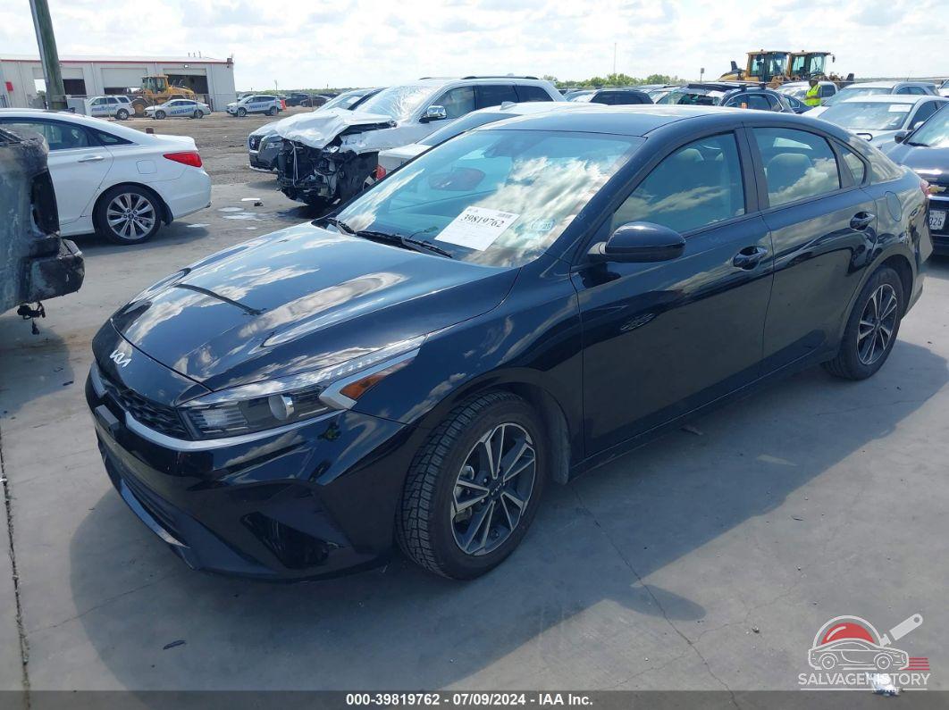 3KPF24AD6PE665905 2023 KIA FORTE photo no. 2
