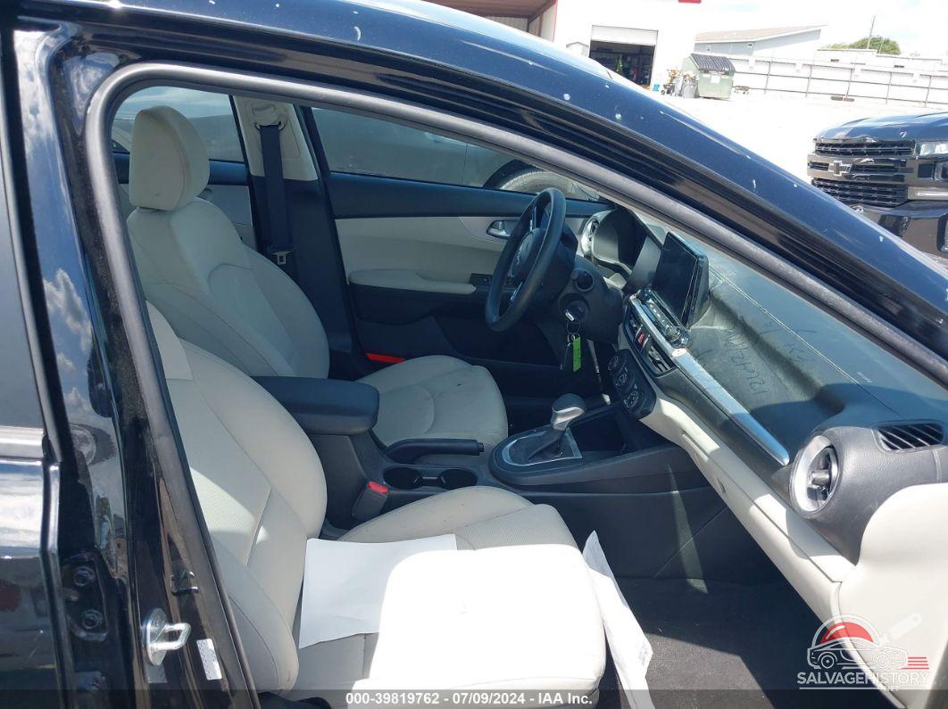 3KPF24AD6PE665905 2023 KIA FORTE photo no. 5