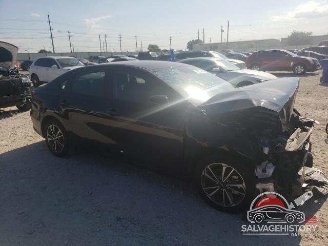 3KPF24AD9PE586681 2023 KIA FORTE photo no. 4