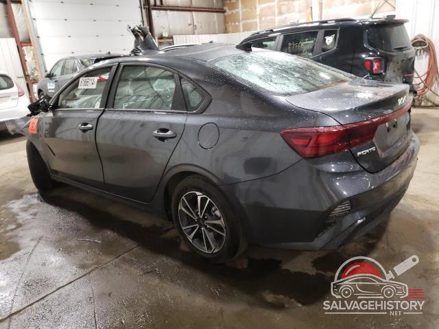 3KPF24AD9RE735318 2024 KIA FORTE photo no. 2