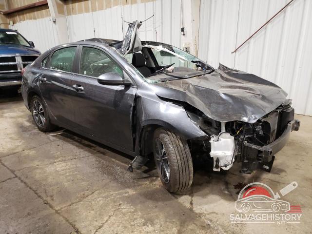 3KPF24AD9RE735318 2024 KIA FORTE photo no. 4