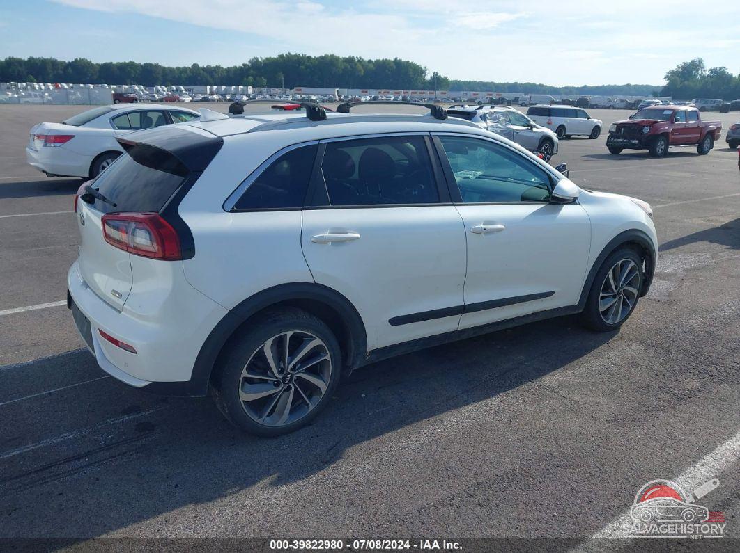 KNDCE3LC8H5043926 2017 KIA NIRO photo no. 4