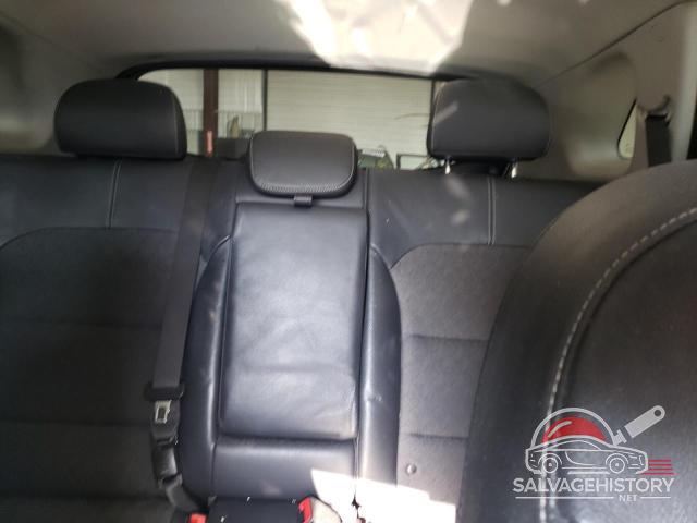 KNDCC3LC2K5274589 2019 KIA NIRO photo no. 10