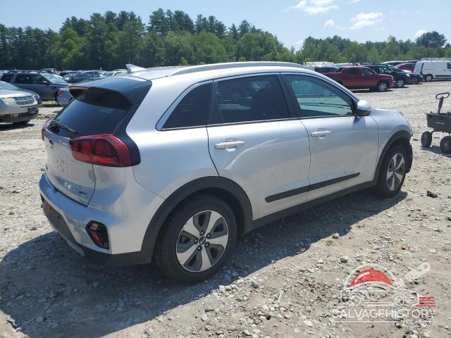 KNDCB3LC5L5451592 2020 KIA NIRO photo no. 3