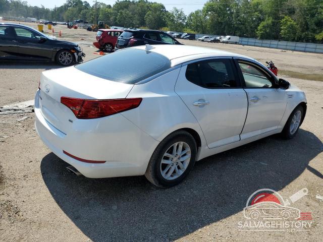 KNAGM4A78C5271575 2012 KIA OPTIMA photo no. 3