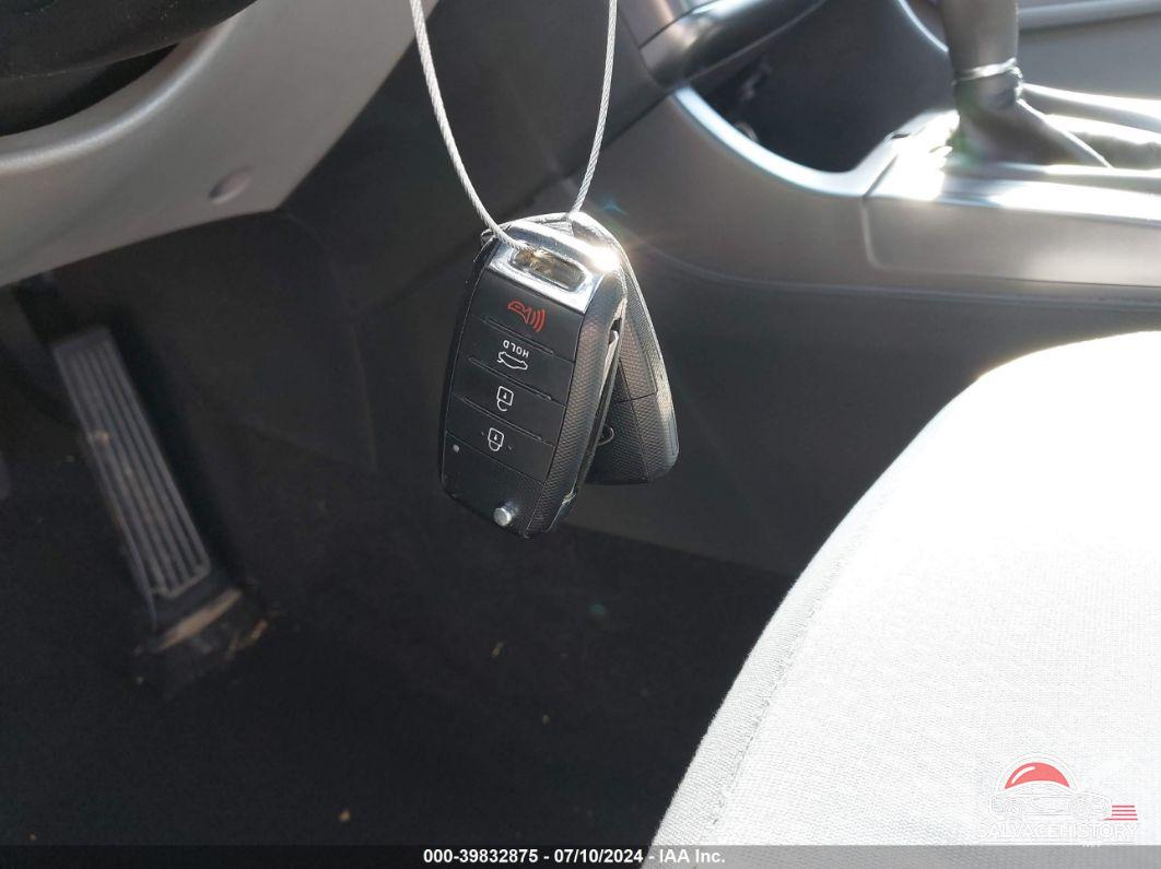 5XXGM4A72FG486825 2015 KIA OPTIMA photo no. 11