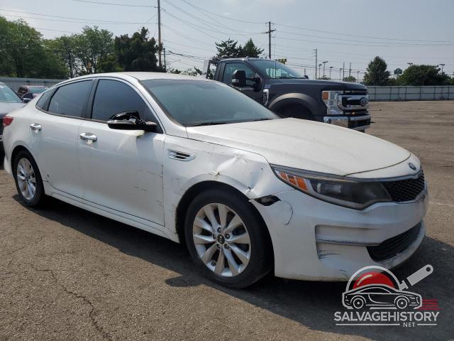 5XXGT4L38GG044940 2016 KIA OPTIMA photo no. 4
