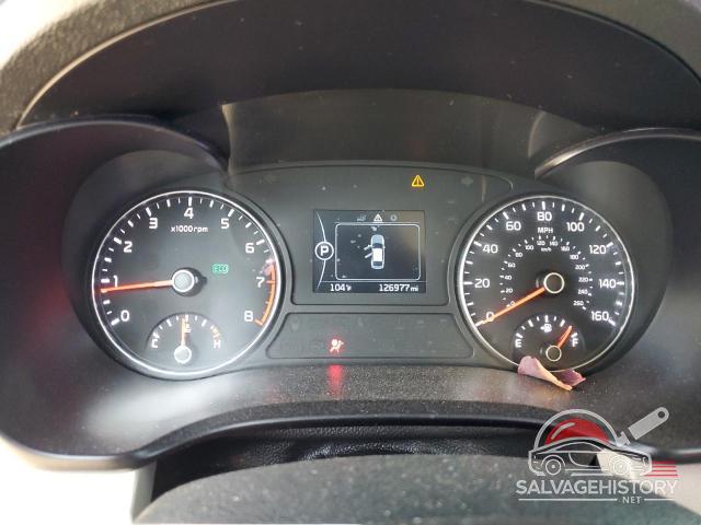 5XXGT4L3XHG135841 2017 KIA OPTIMA photo no. 9