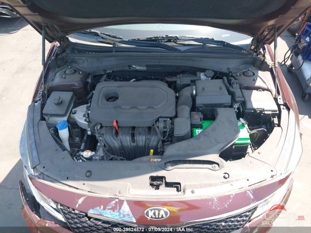 5XXGT4L32JG258796 2018 KIA OPTIMA photo no. 10