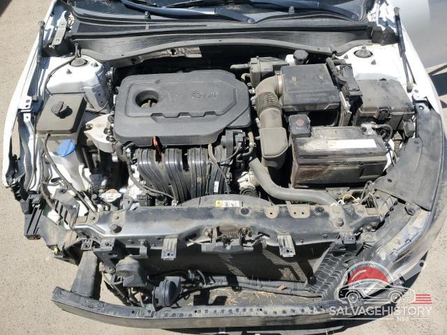 5XXGT4L32JG259964 2018 KIA OPTIMA photo no. 11