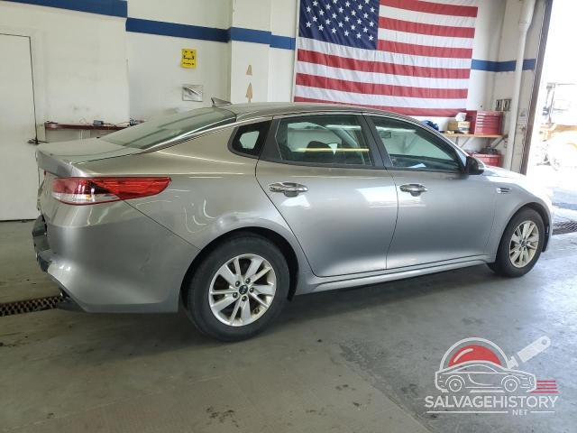 5XXGT4L39JG179240 2018 KIA OPTIMA photo no. 3