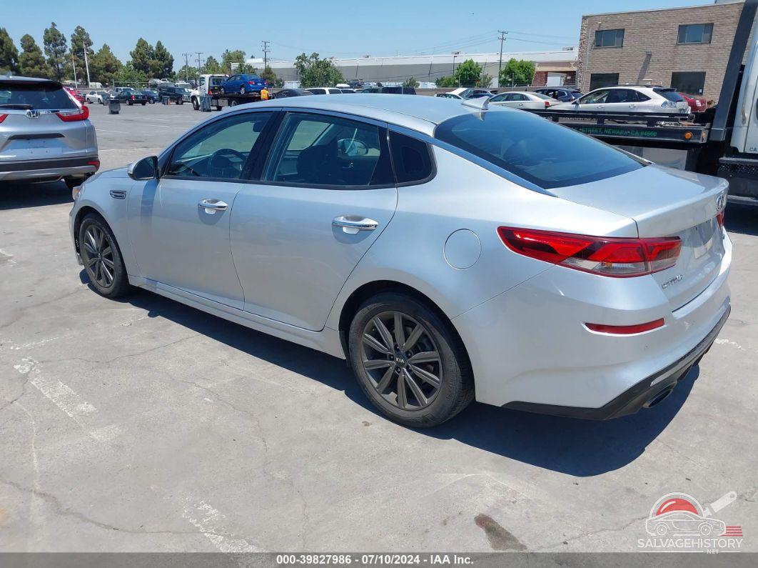 5XXGU4L13KG310093 2019 KIA OPTIMA photo no. 3