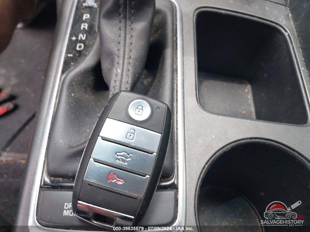 KNAGT4LE6H5009544 2017 KIA OPTIMA HYBRID photo no. 11