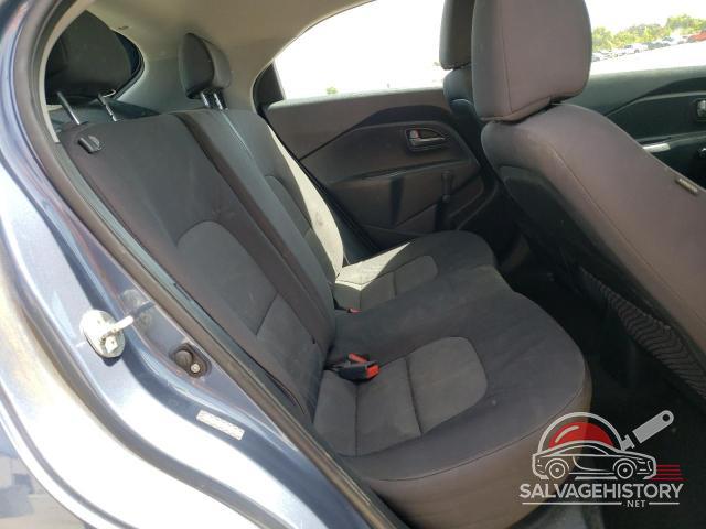 KNADM5A36G6651732 2016 KIA RIO photo no. 10