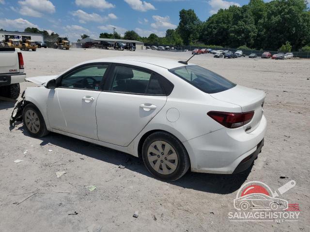 3KPA24AB2JE072137 2018 KIA RIO photo no. 2
