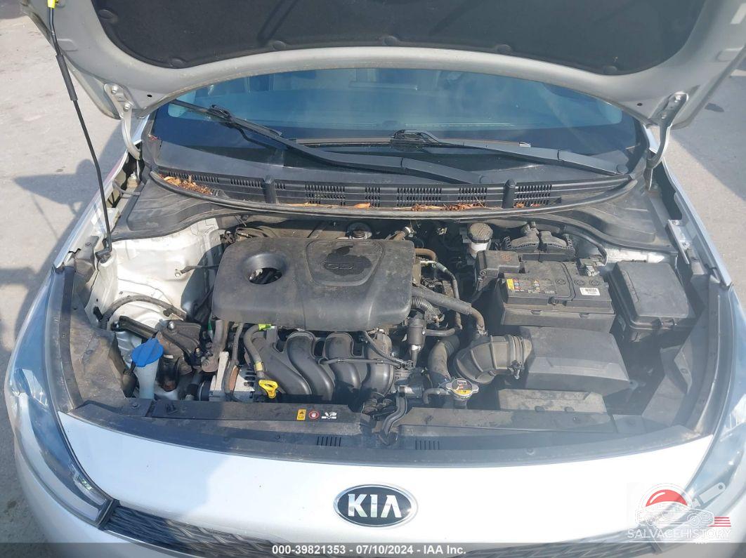 3KPA24AB2JE078844 2018 KIA RIO photo no. 10
