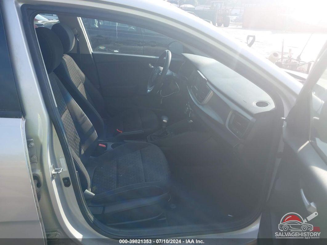 3KPA24AB2JE078844 2018 KIA RIO photo no. 5