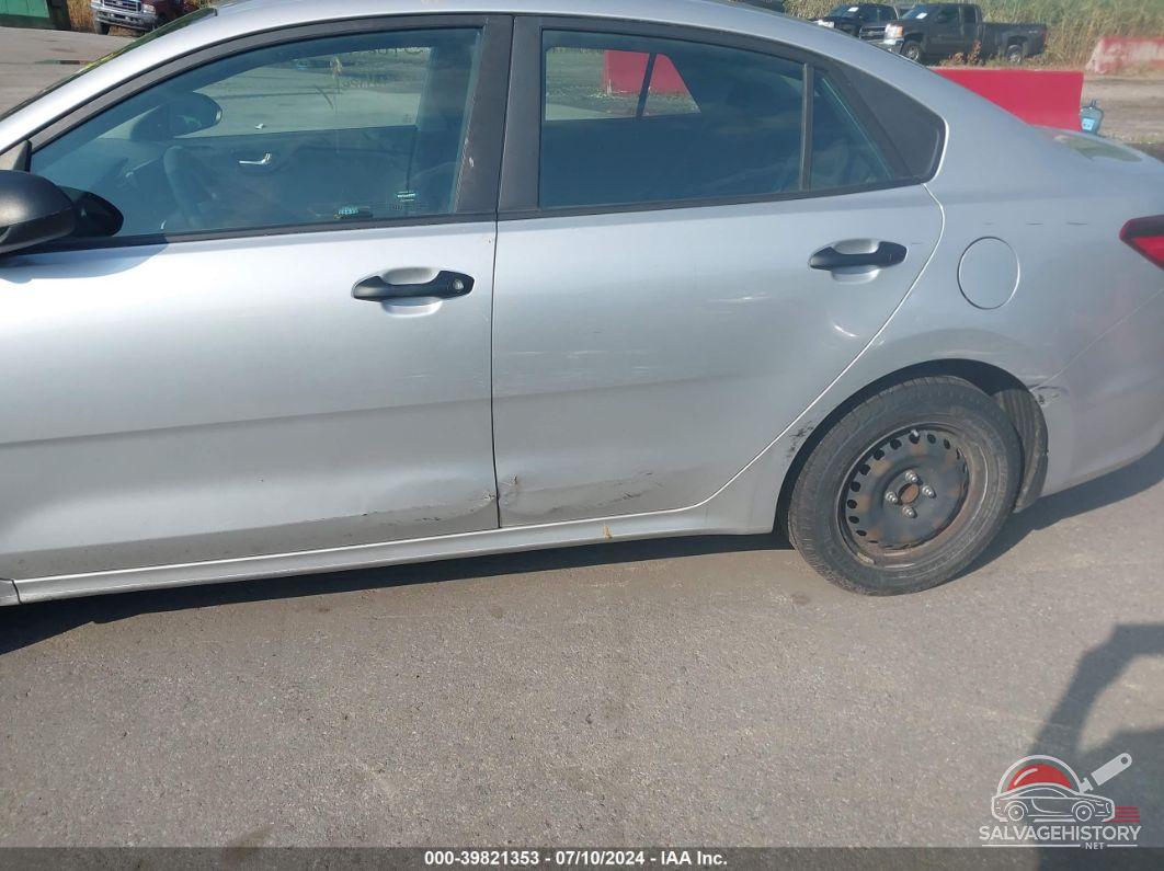 3KPA24AB2JE078844 2018 KIA RIO photo no. 6