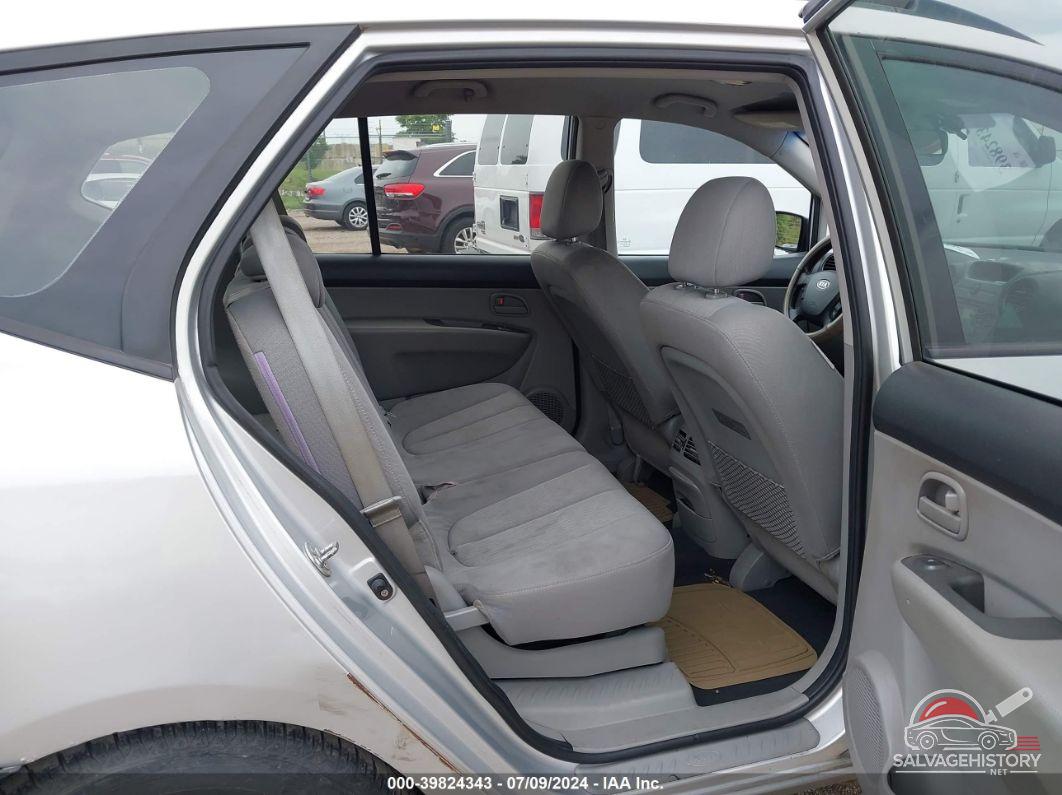 KNAFG526887167114 2008 KIA RONDO photo no. 8