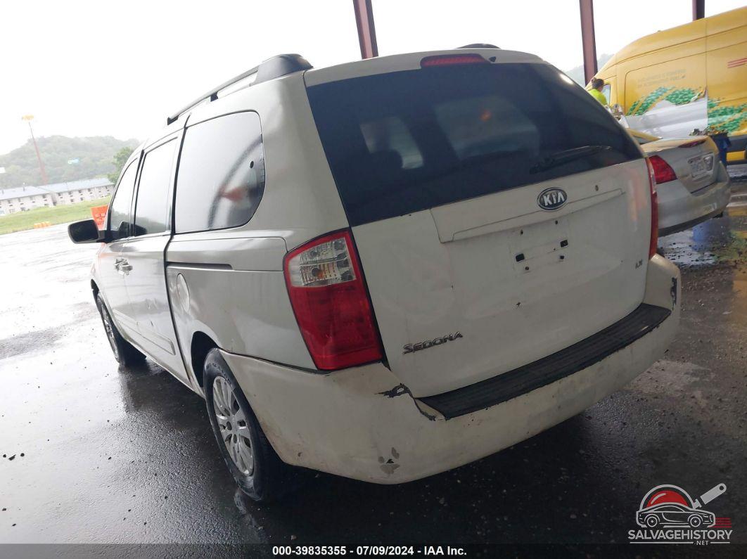 KNDMB233386241136 2008 KIA SEDONA photo no. 3