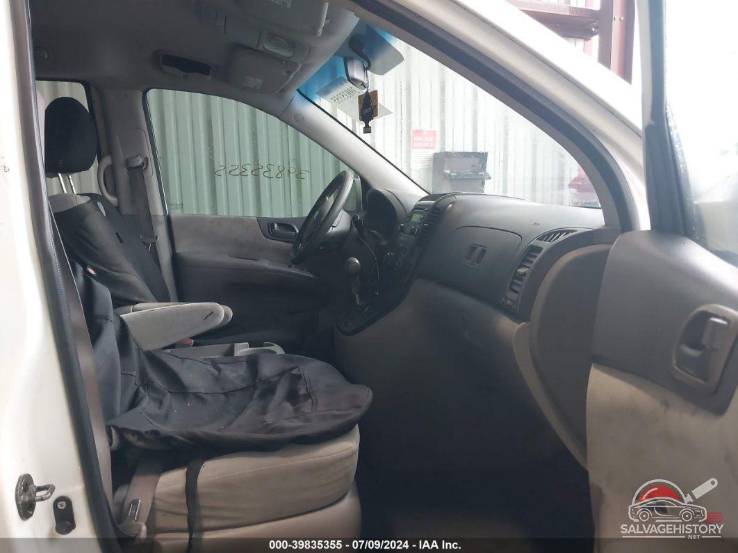 KNDMB233386241136 2008 KIA SEDONA photo no. 5