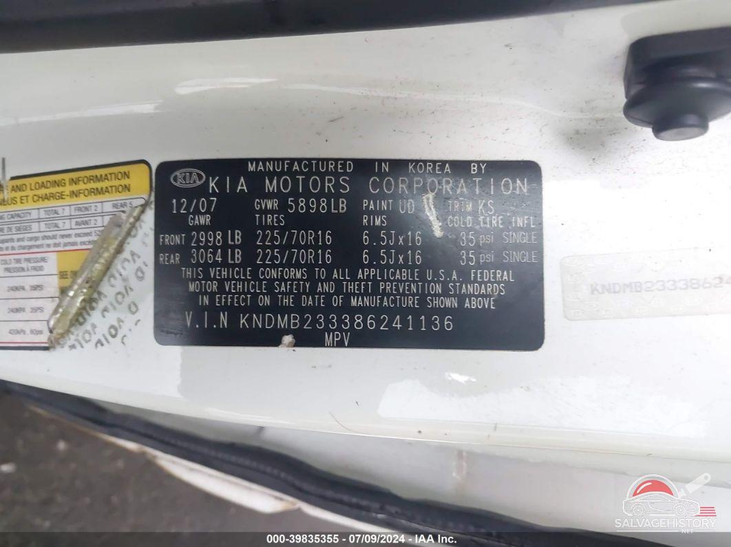 KNDMB233386241136 2008 KIA SEDONA photo no. 9
