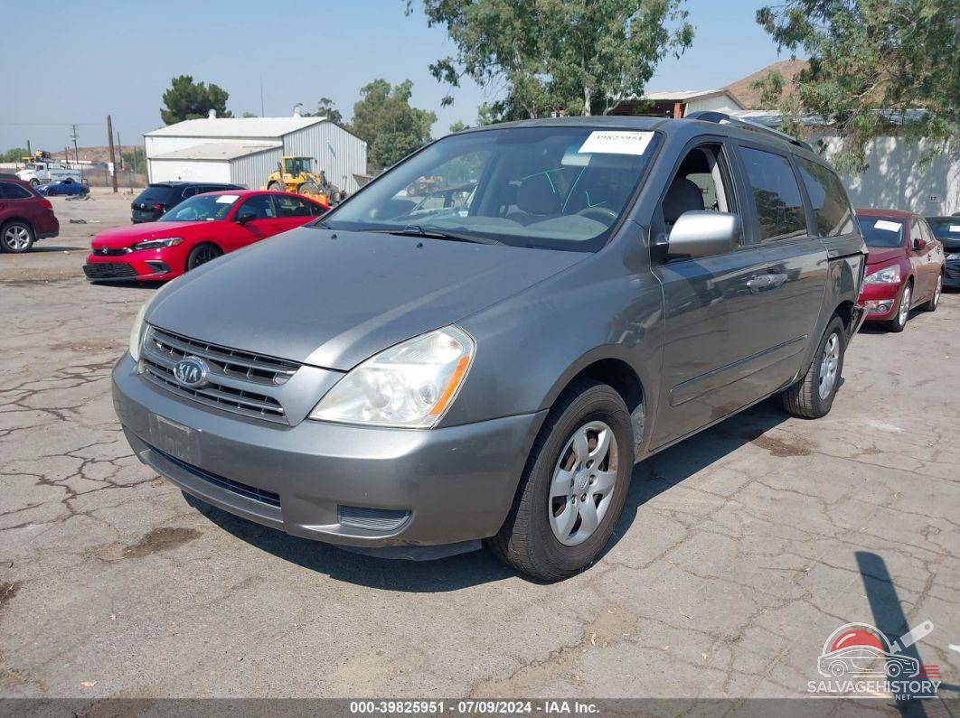 KNDMG4C31A6329136 2010 KIA SEDONA photo no. 2