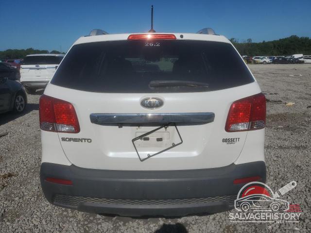 5XYKT3A1XBG181582 2011 KIA SORENTO photo no. 6