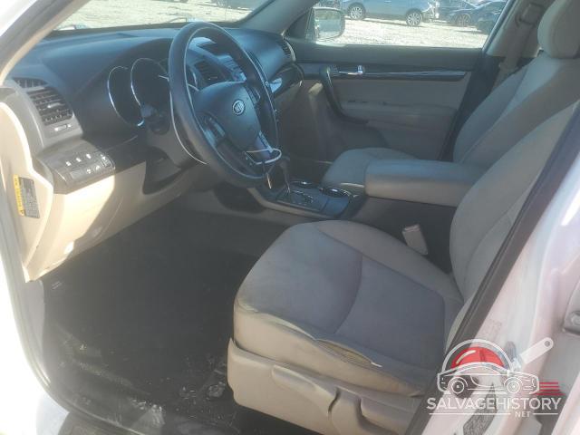 5XYKT3A1XBG181582 2011 KIA SORENTO photo no. 7