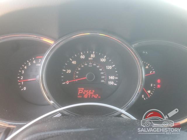 5XYKT3A1XBG181582 2011 KIA SORENTO photo no. 9
