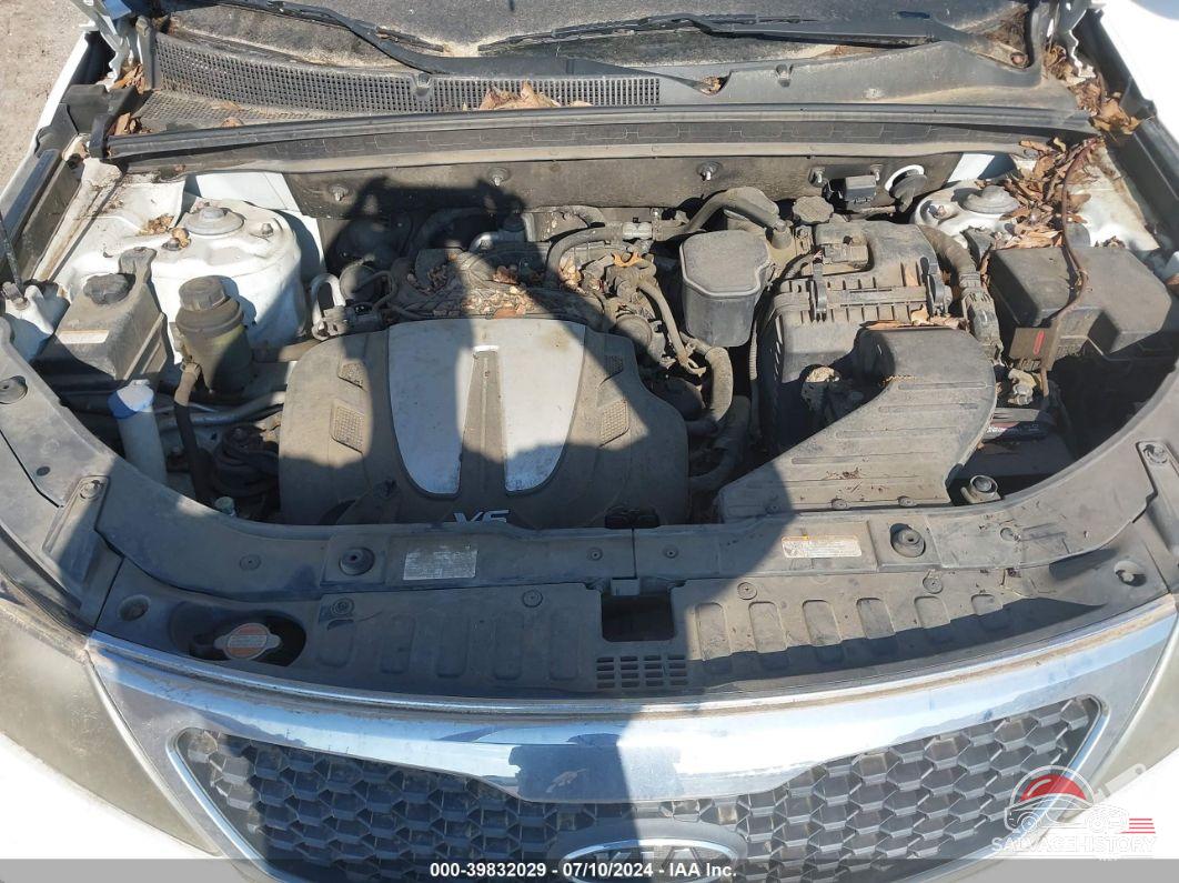 5XYKT4A23BG050167 2011 KIA SORENTO photo no. 10