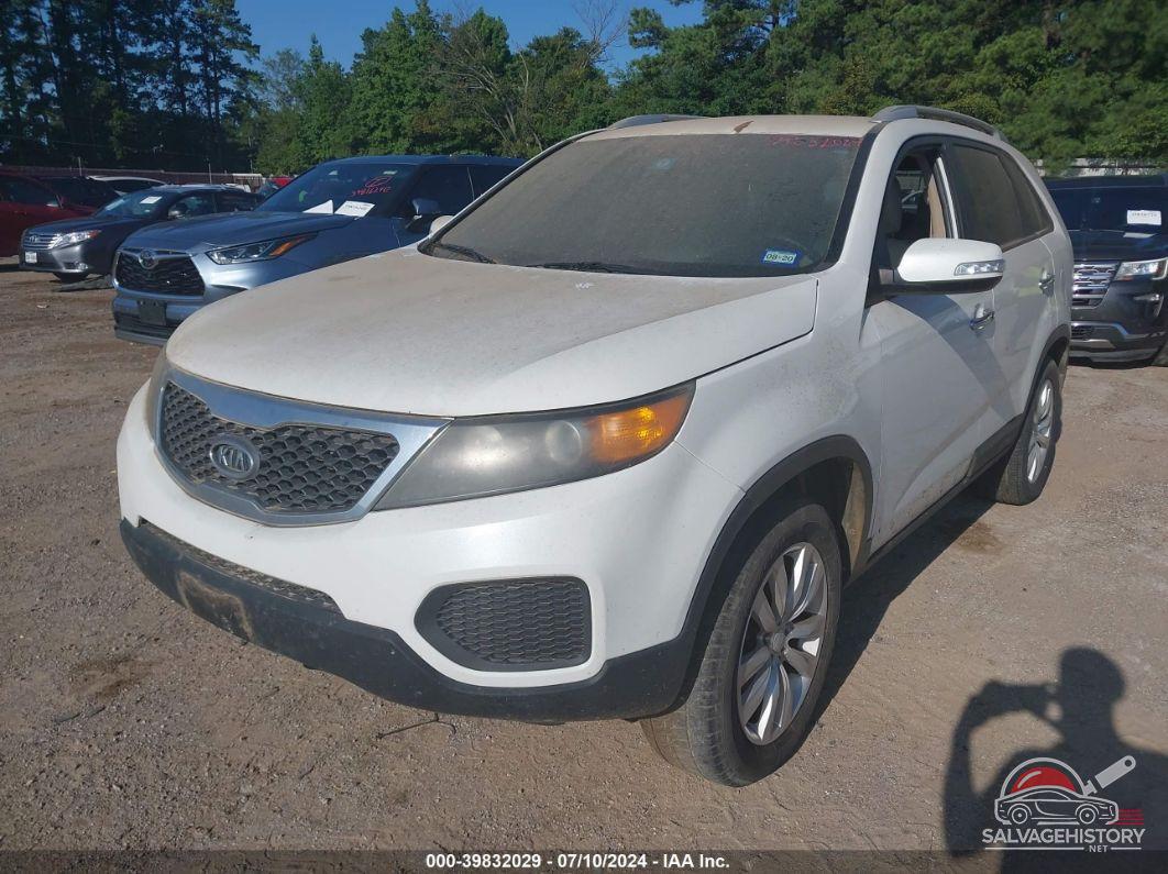 5XYKT4A23BG050167 2011 KIA SORENTO photo no. 2
